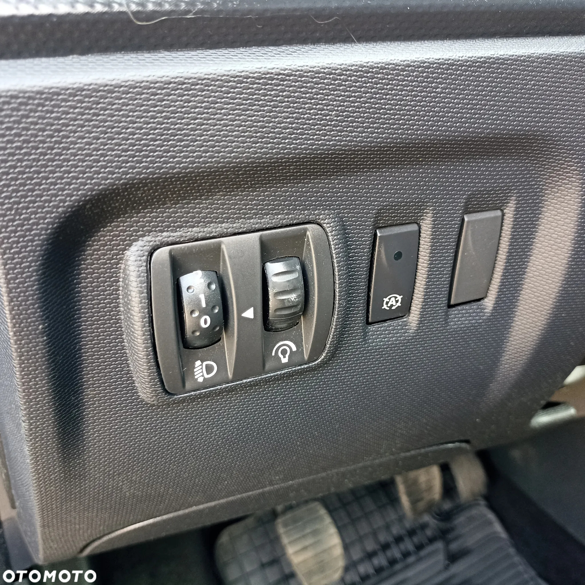 Renault Captur 1.5 dCi Energy Limited - 11