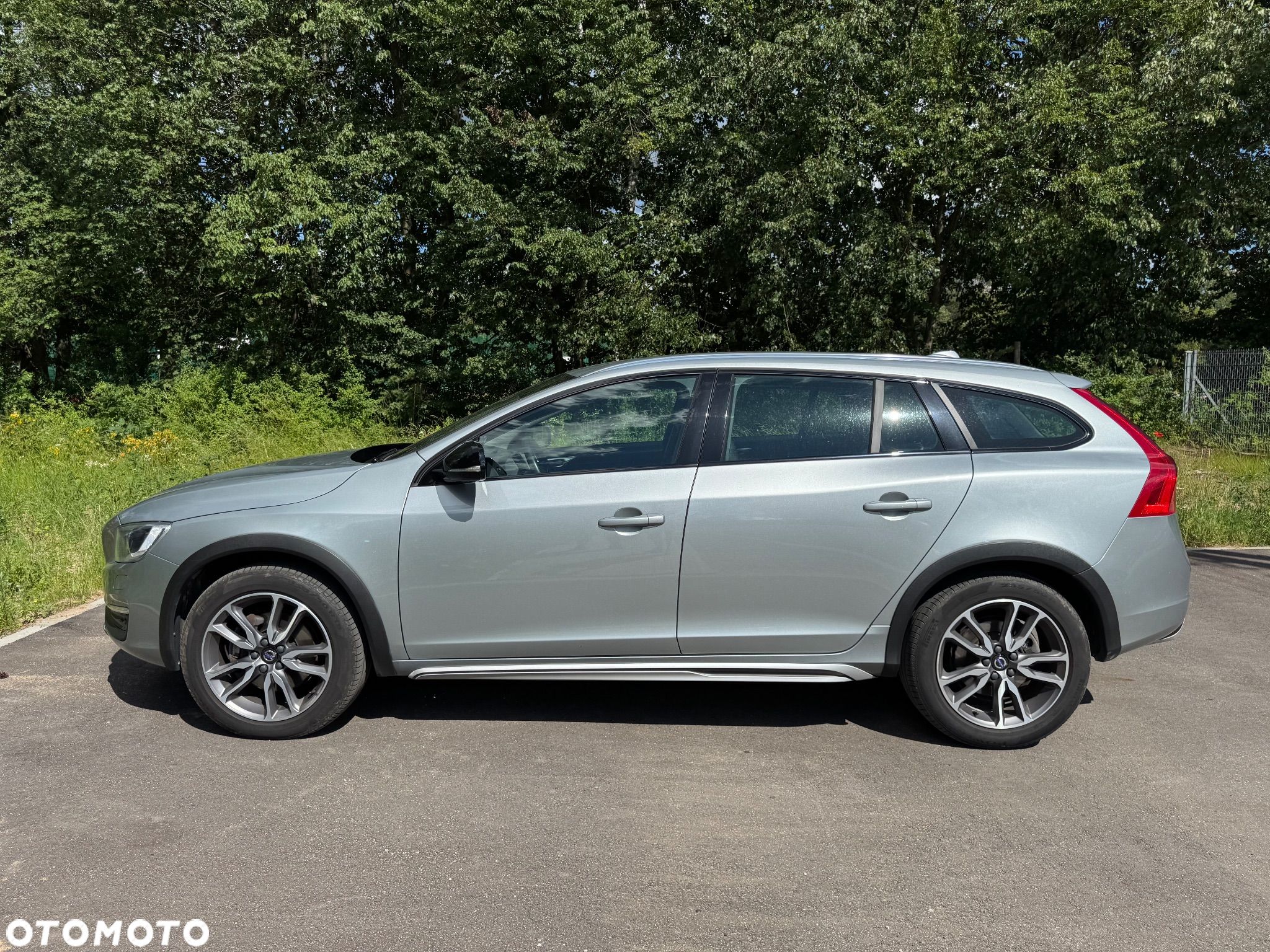 Volvo V60 Cross Country D4 AWD Summum - 1