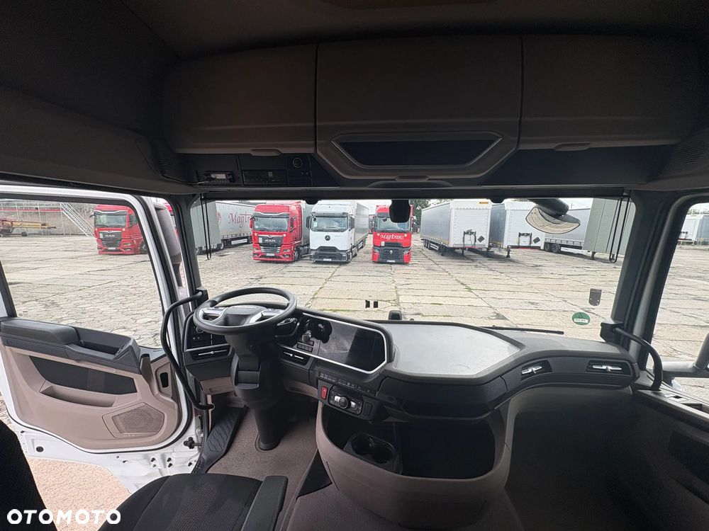 DAF XG - 15