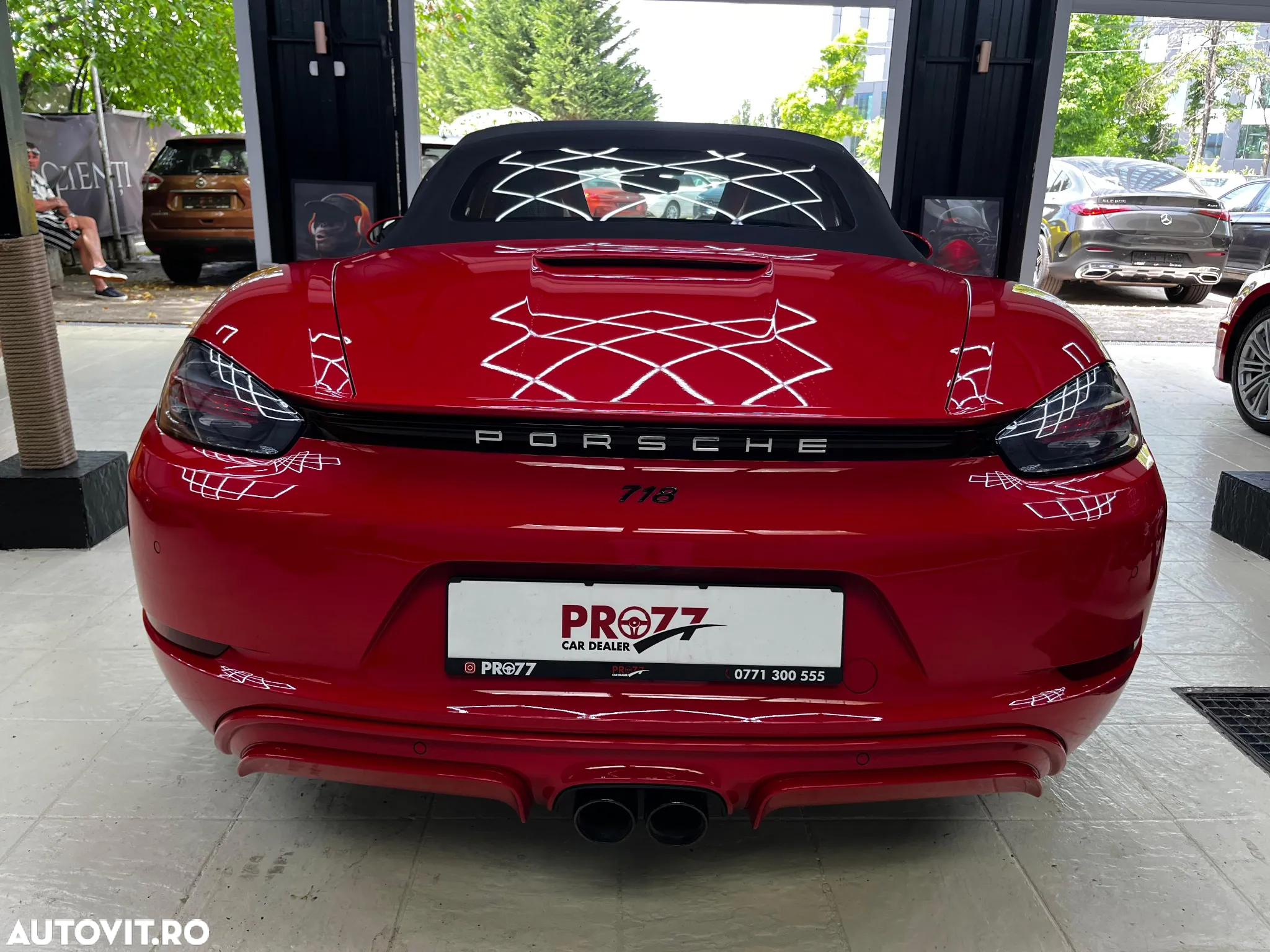 Porsche Boxster 718 PDK - 5
