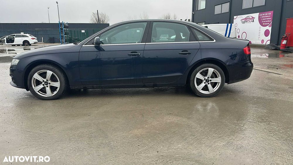 Dezmembram AUDI A4 B8 ,2.0 TDI ,Motor CAGA  , An 2011, Automat ,Sedan - 6
