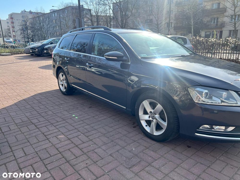 Volkswagen Passat 2.0 TDI Comfortline DSG - 3