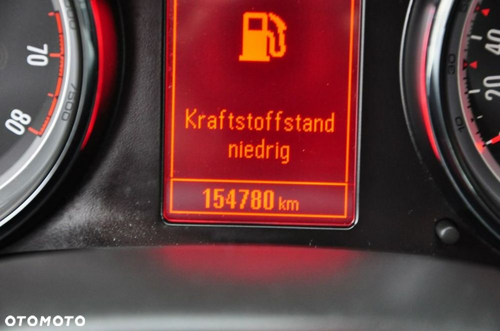 Opel Astra - 35