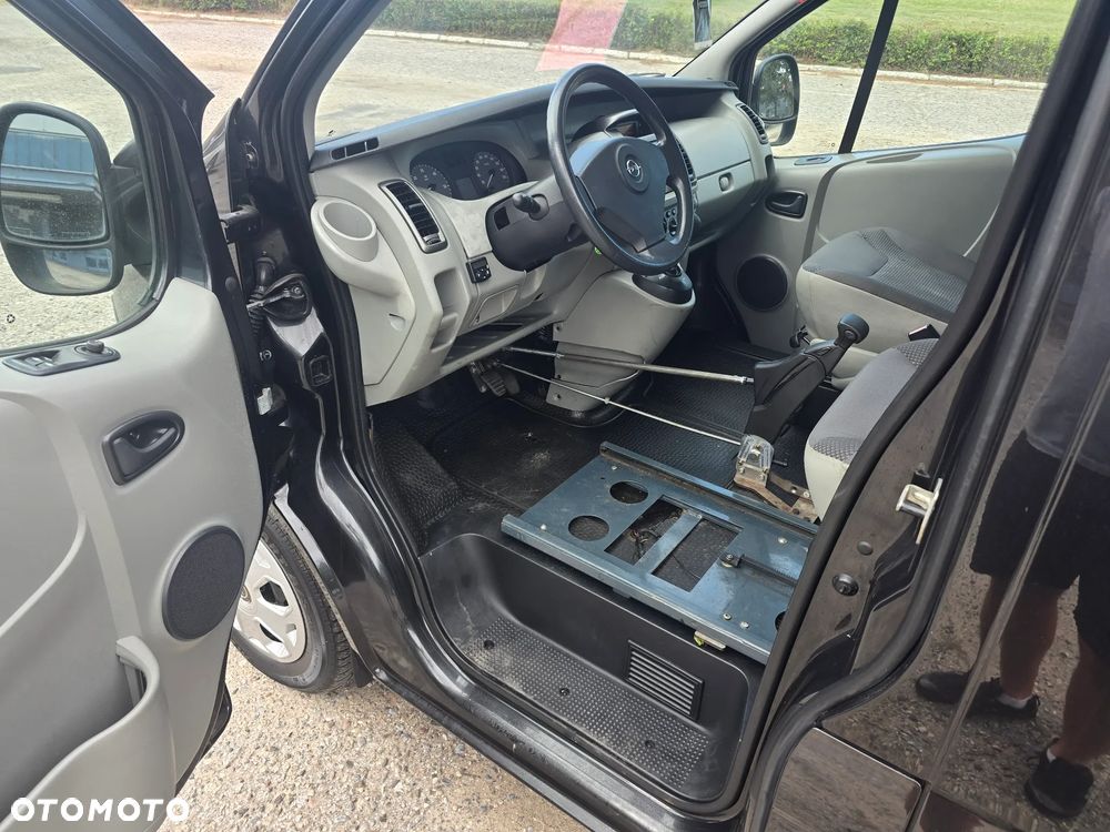 Opel Vivaro - 28