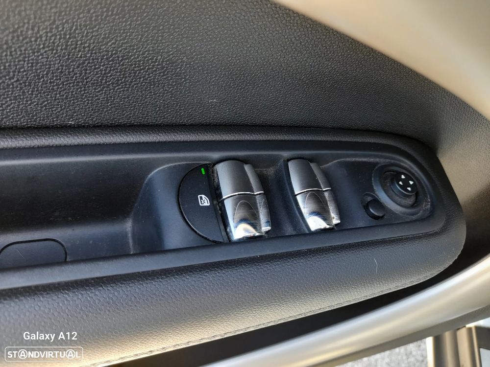 MINI Countryman One D - 7