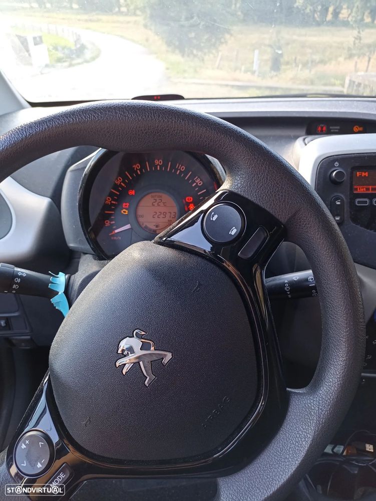 Peugeot 108 1.0 VTi Style - 1