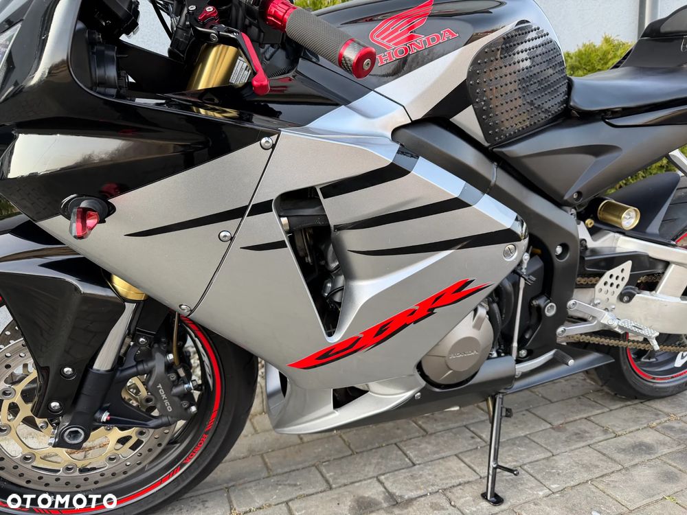 Honda CBR - 35