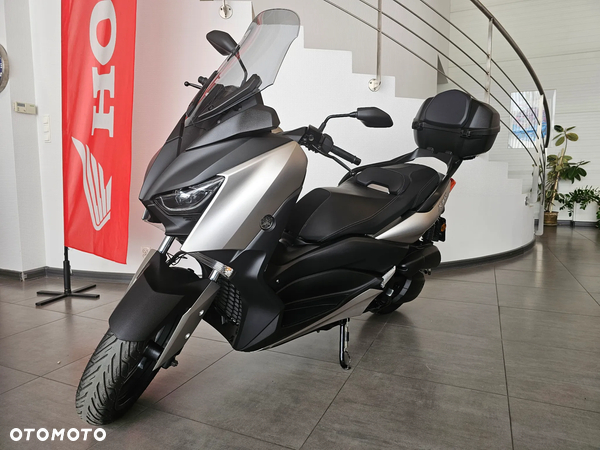 Yamaha X-max