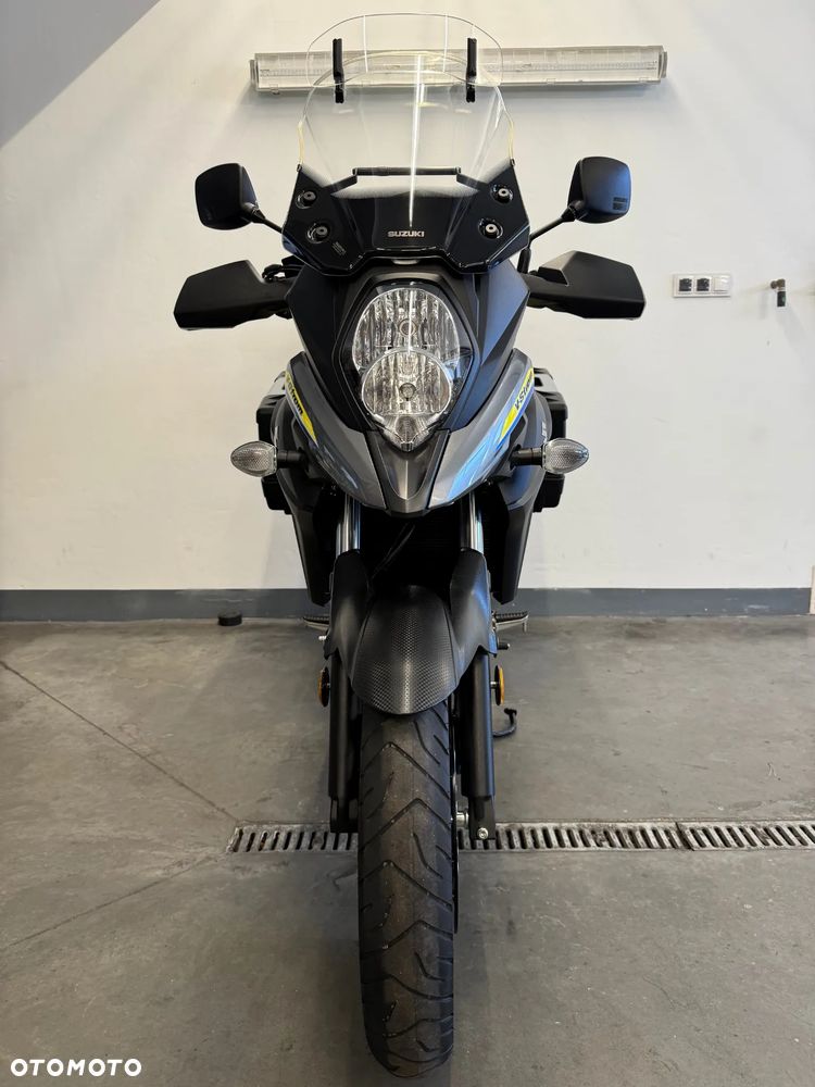 Suzuki V-STROM - 37