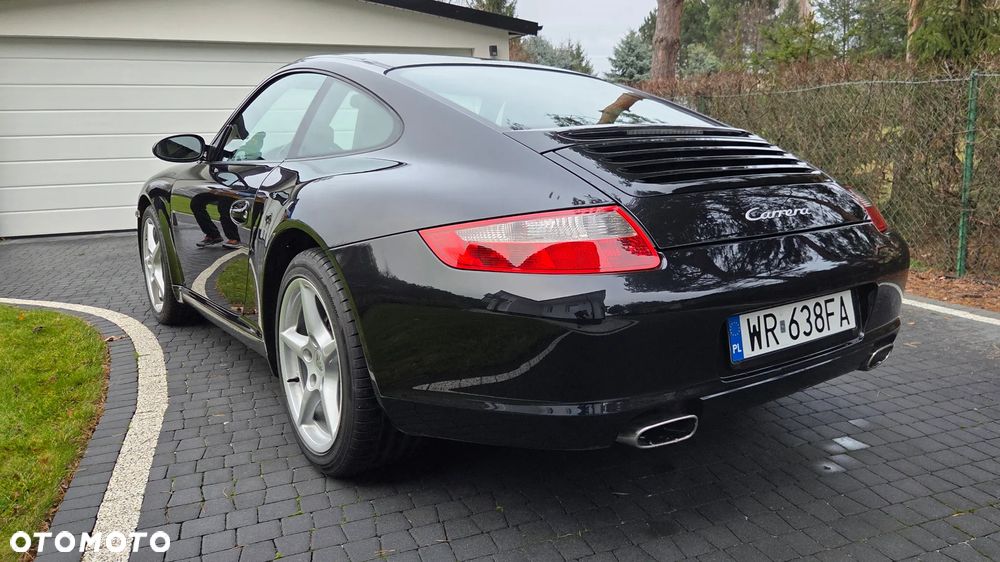 Porsche 911 Carrera Tiptronic S - 1