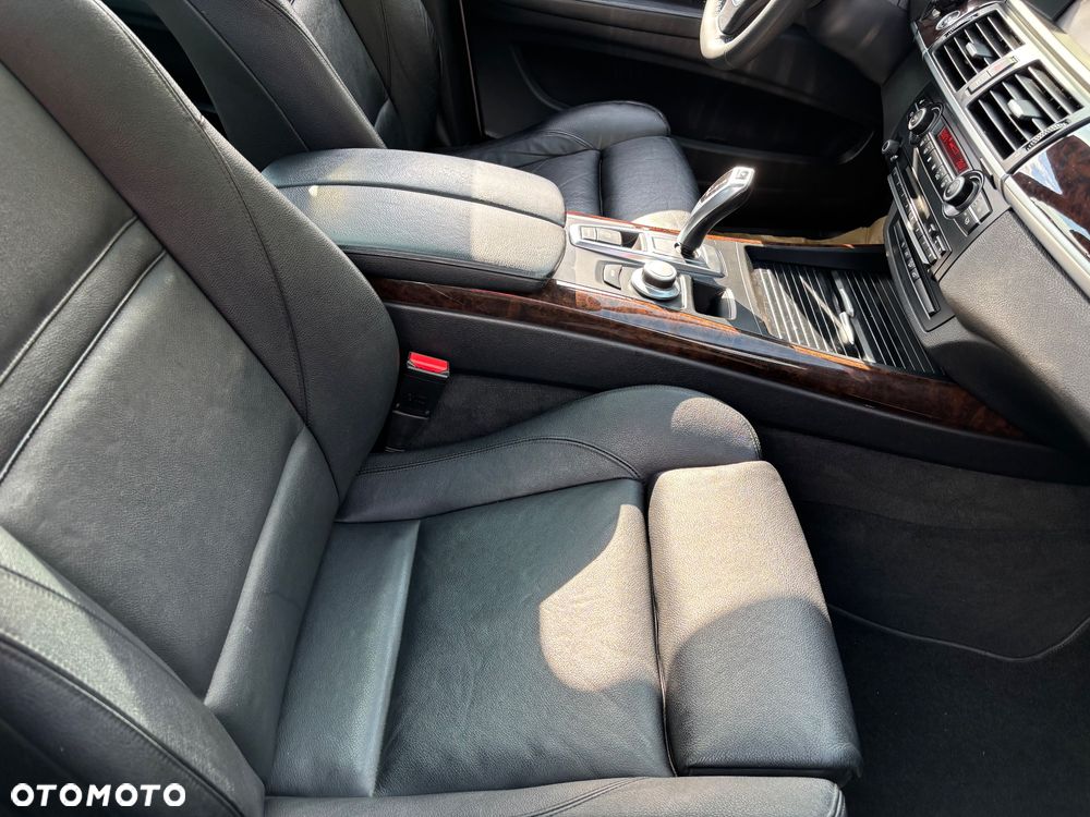 BMW X5 xDrive30d - 24