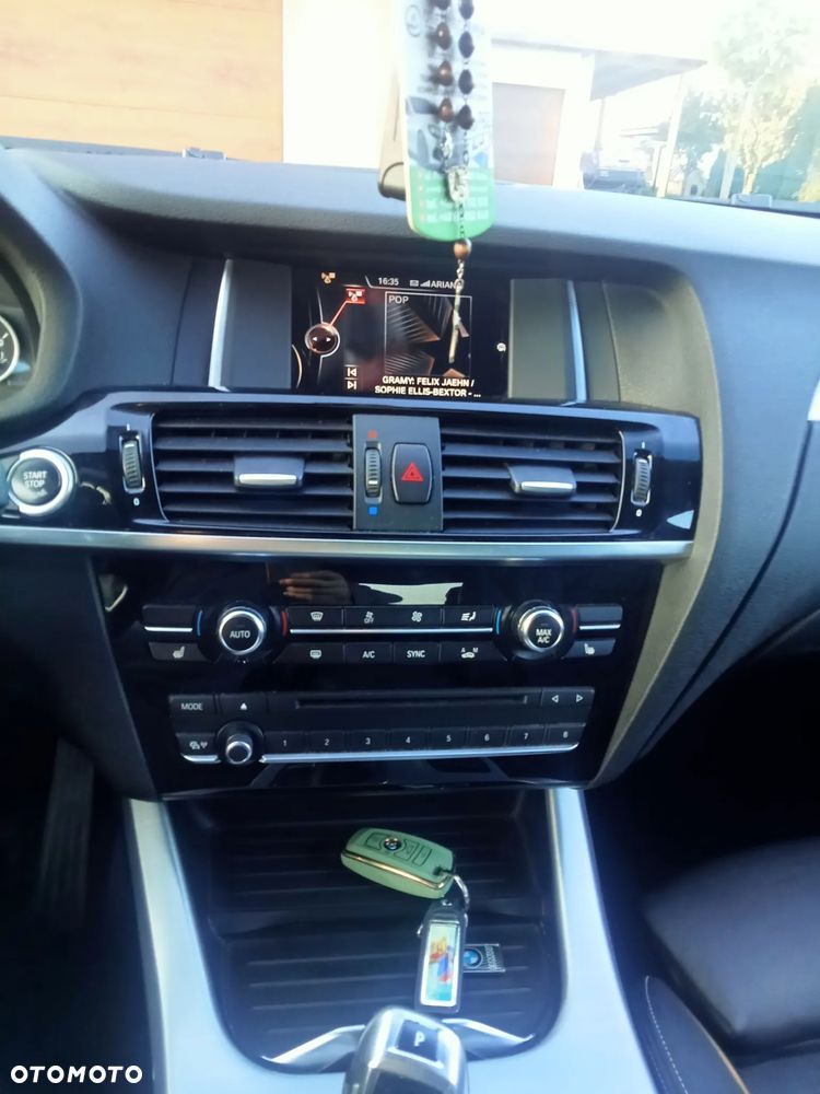 BMW X4 xDrive20d - 14