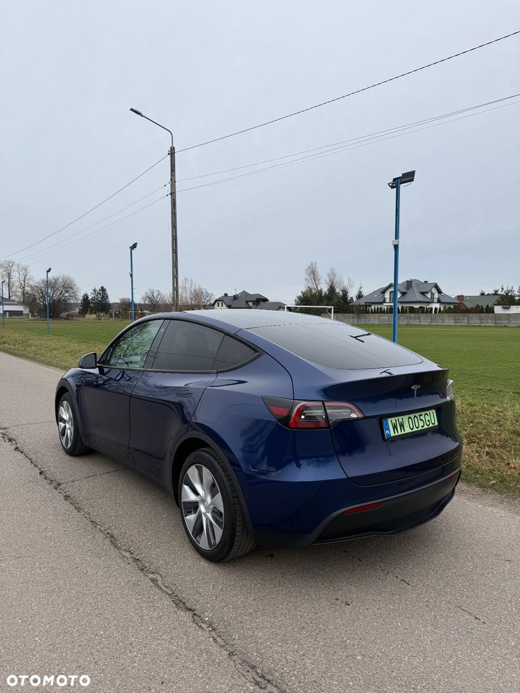 Tesla Y Premium Long Range Dual Motor AWD - 13