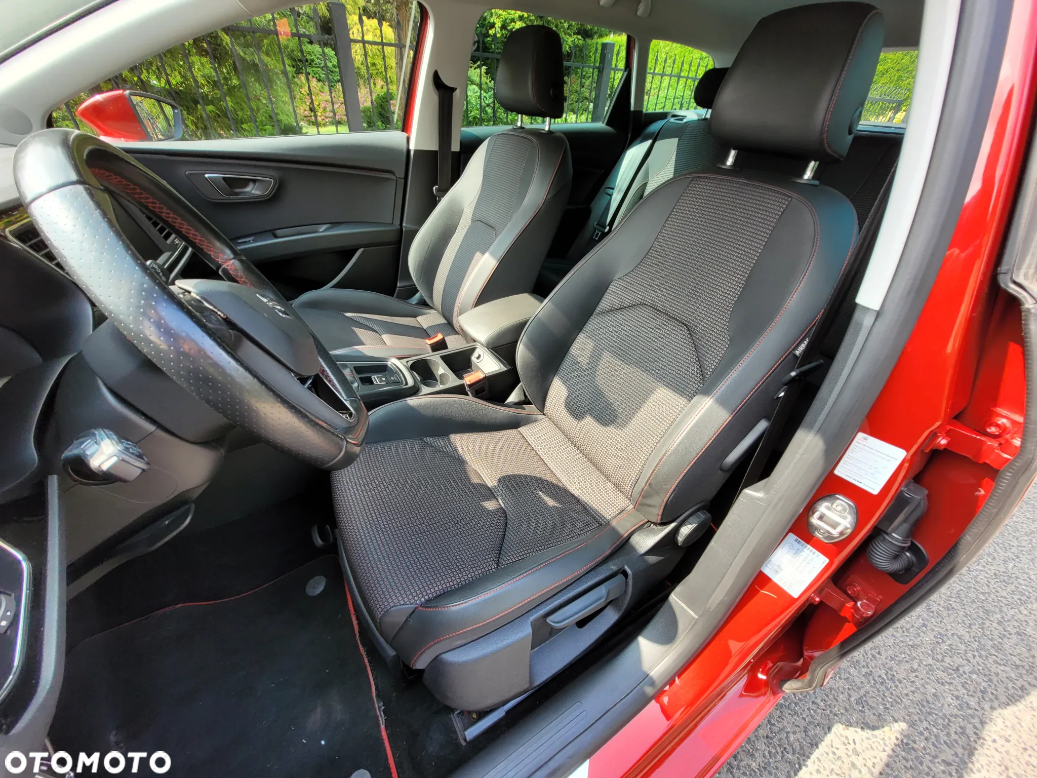 Seat Leon Sportstourer 2.0 TDI FR Plus - 17