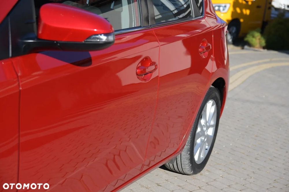 Toyota Auris - 13