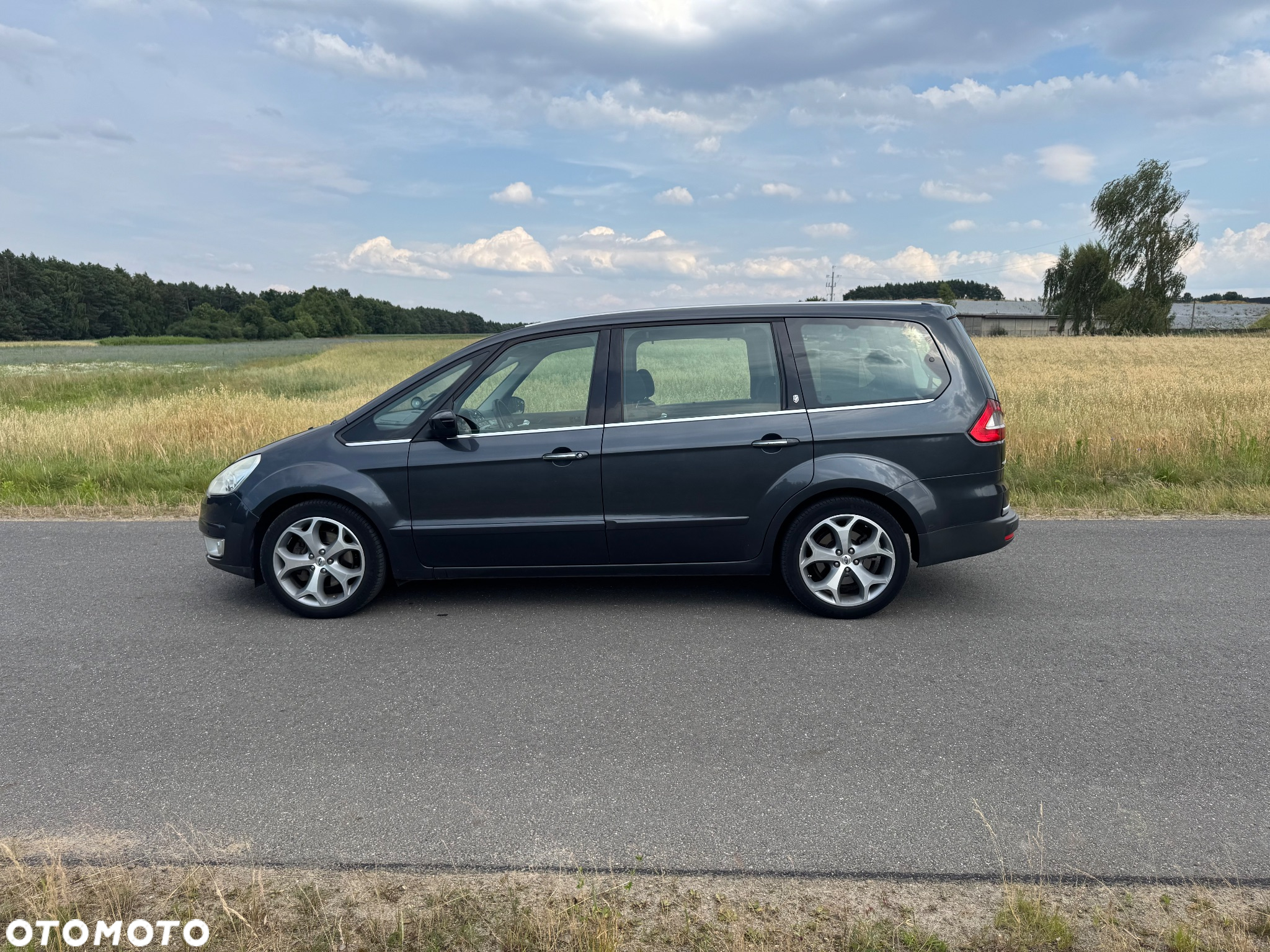 Ford Galaxy 2.2 TDCi Ghia - 14