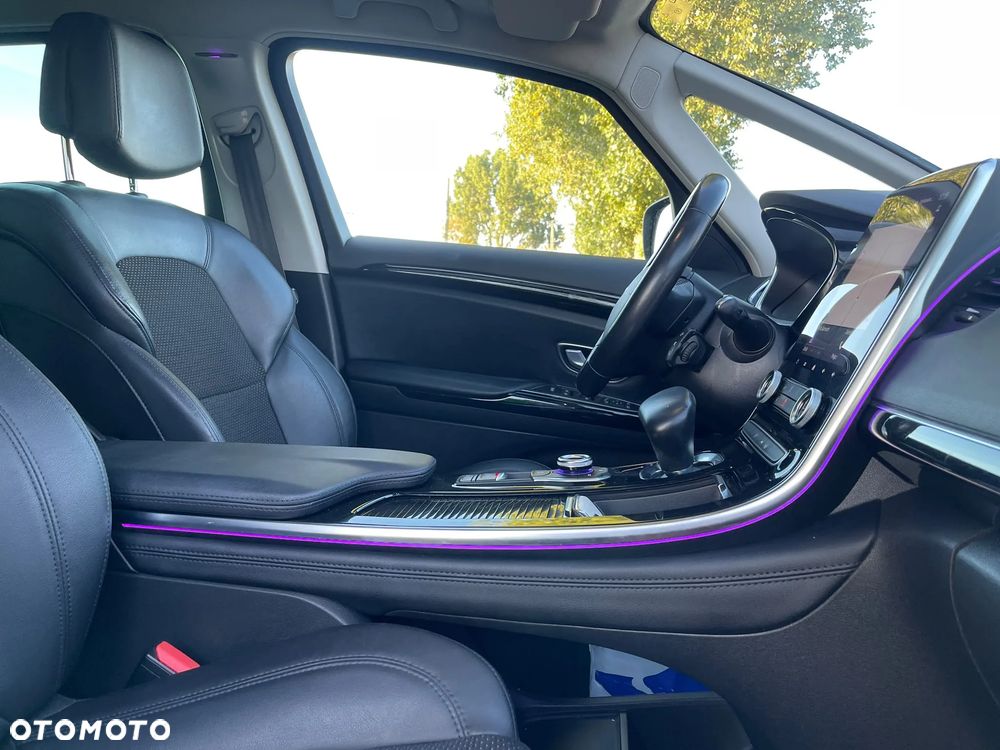 Renault Espace BLUE dCi 160 EDC BUSINESS EDITION - 21