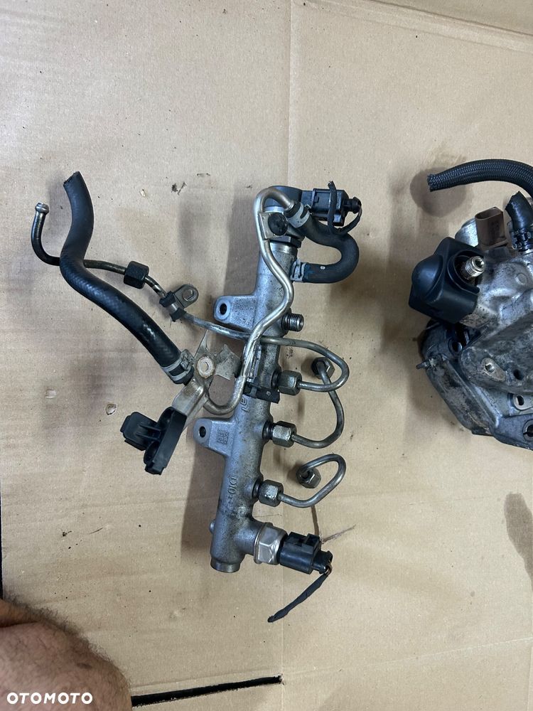 Pompa wtryskowa 1.4 tdi CUS 04B130755E 04B130093 listwa wtryskowa czujnik - 6