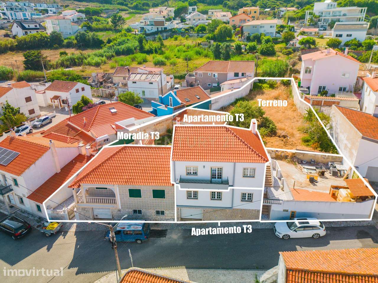 Propriedade composta por prédio, moradia e terreno em Salir do Porto - Grande imagem: 2/60