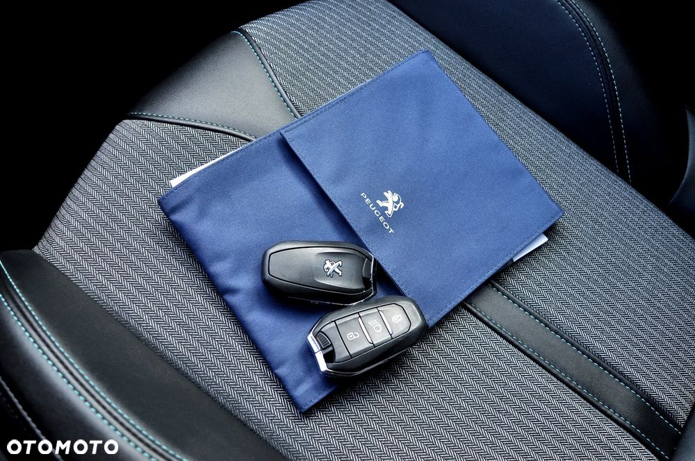 Peugeot 3008 BlueHDi 130 Stop & Start EAT8 Active Business-Paket - 11