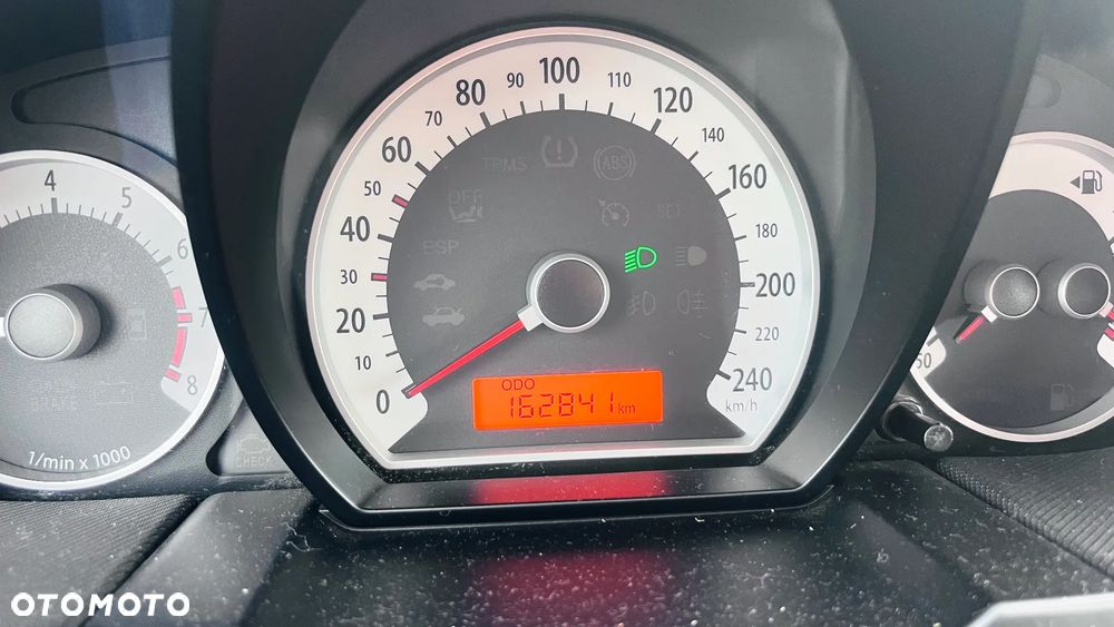 Toyota Yaris - 21
