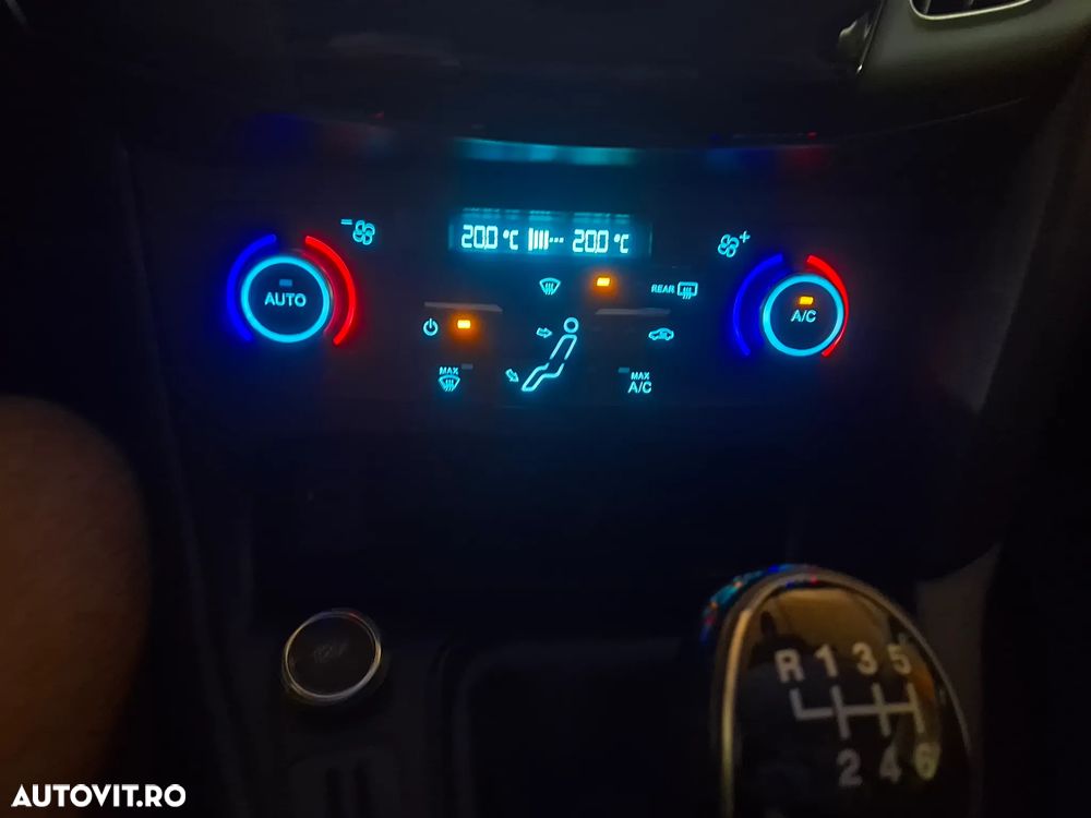 Ford Focus 1.5 TDCi Trend - 14