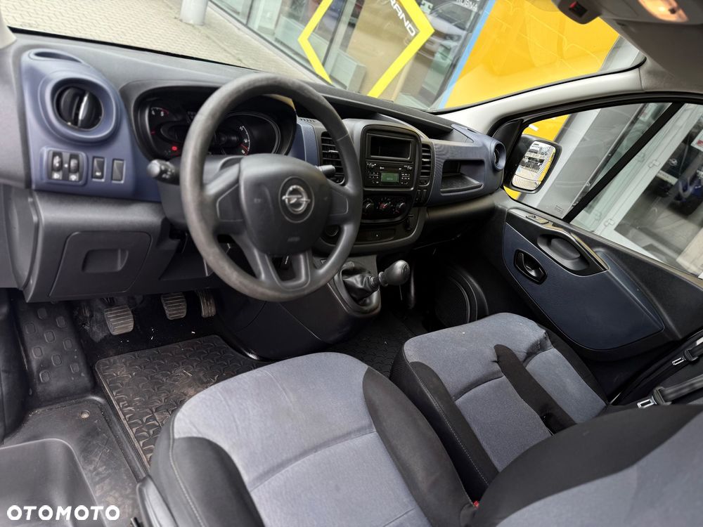Opel VIVARO - 9