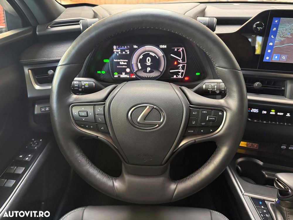 Lexus UX 250h Executive Line - 8