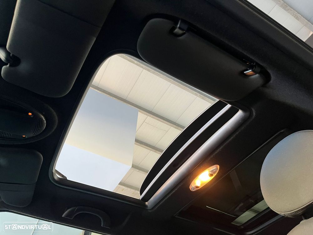 MINI Clubman Cooper D - 37