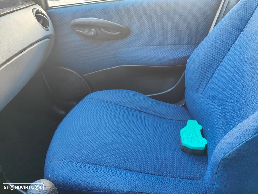 Fiat Punto 1.2 16V ELX - 2