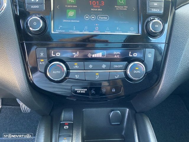 Nissan Qashqai 1.5 dCi N-Connecta - 29