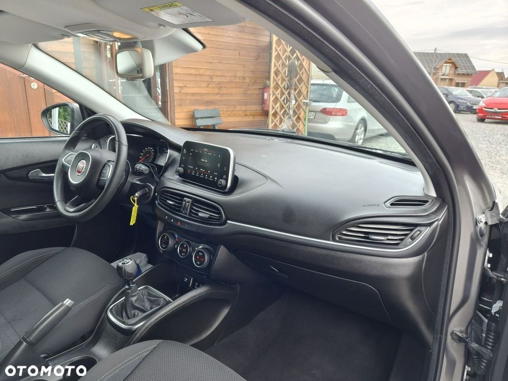 Fiat Tipo 1.4 16v Easy EU6d - 18