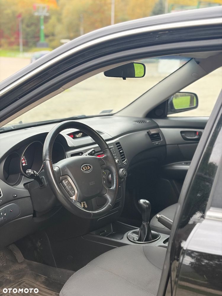 Kia Magentis 2.0 Silver - 8