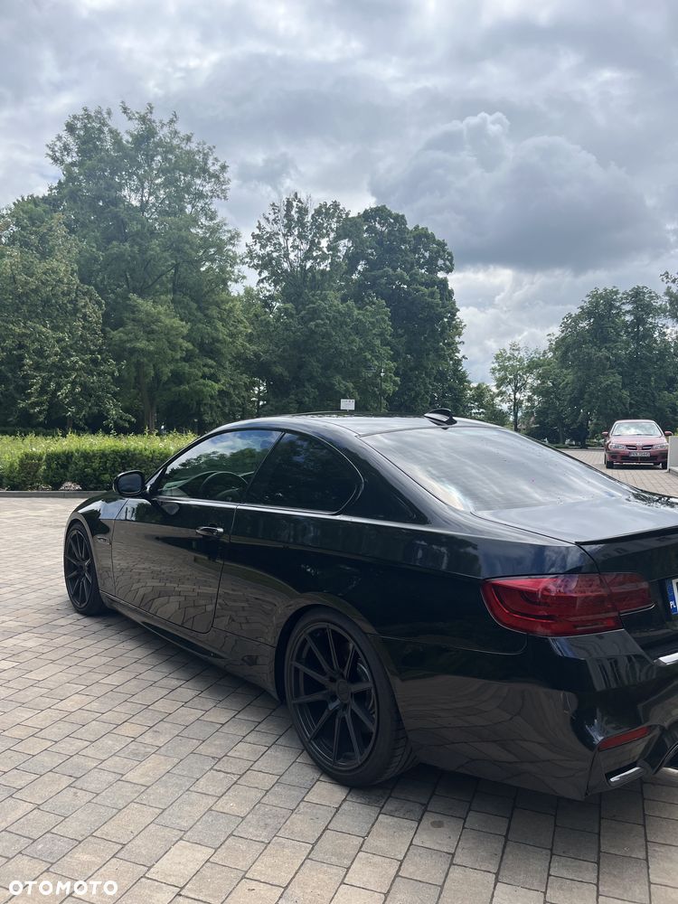 BMW Seria 3 335i - 4