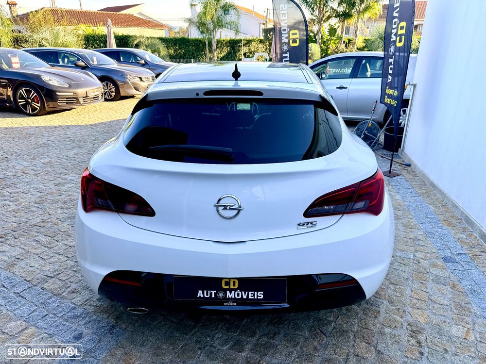 Opel Astra GTC 1.4 T - 19