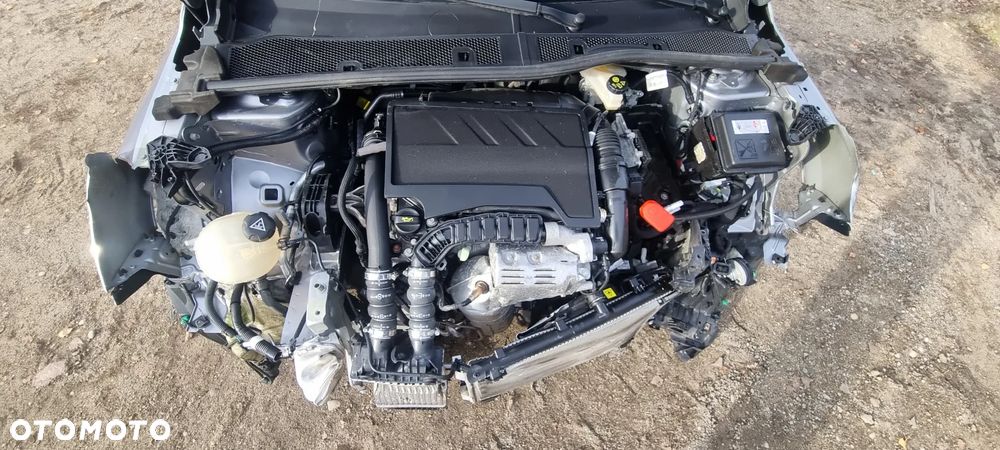 Opel Corsa Hybrid GS - 8