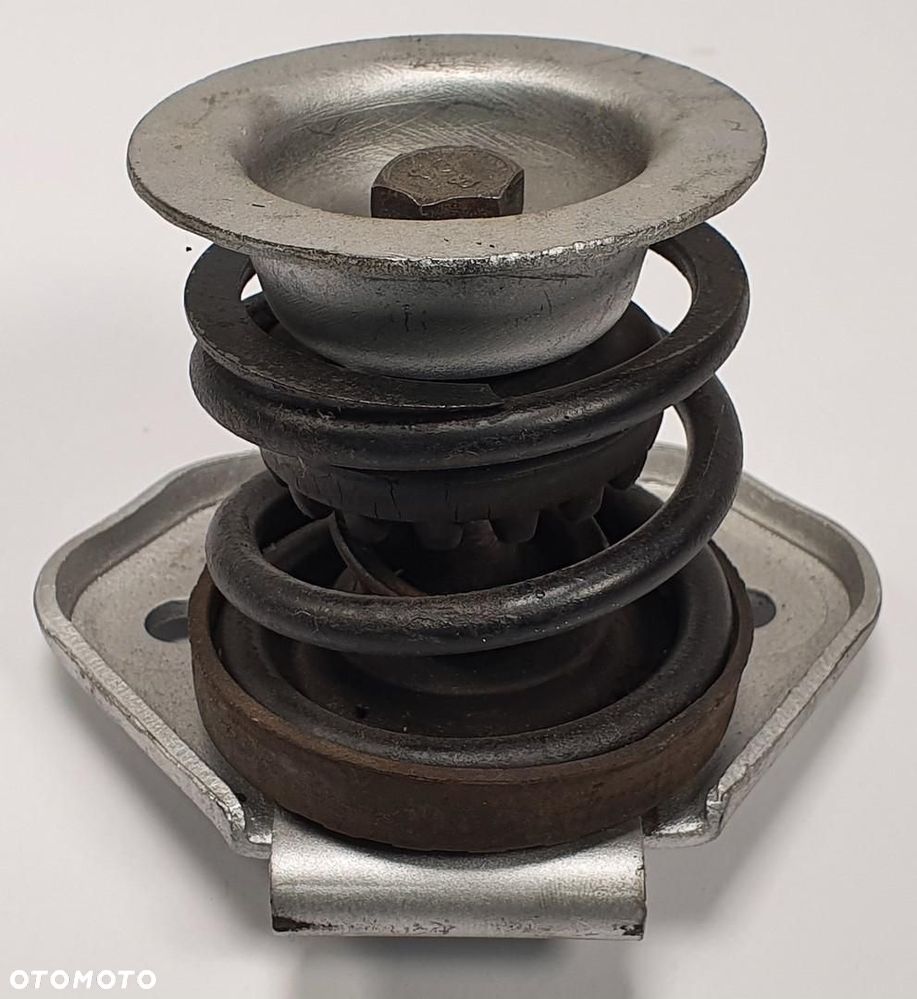 PODUSZKA SILNIKA FIAT 500 F 0.5 - 1