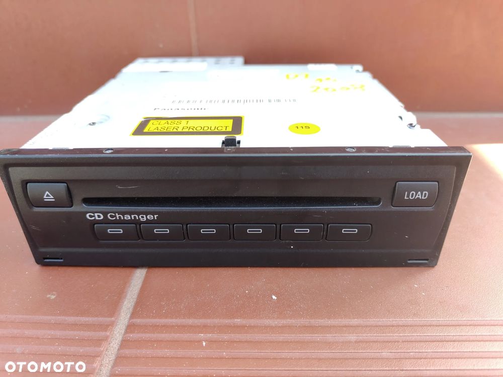 AUDI A6 C6 A8 D3 ZMIENIARKA płyt cd 4E0035110h 2008 rok - 2