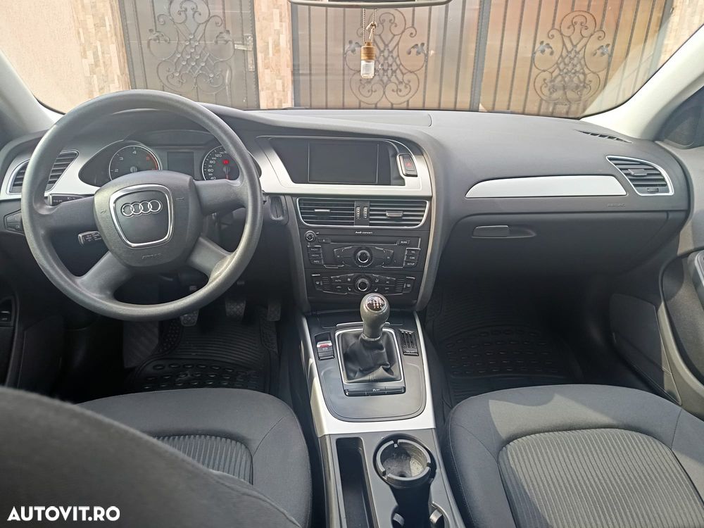 Audi A4 Limuzina 2.0 TDI B8 - 6