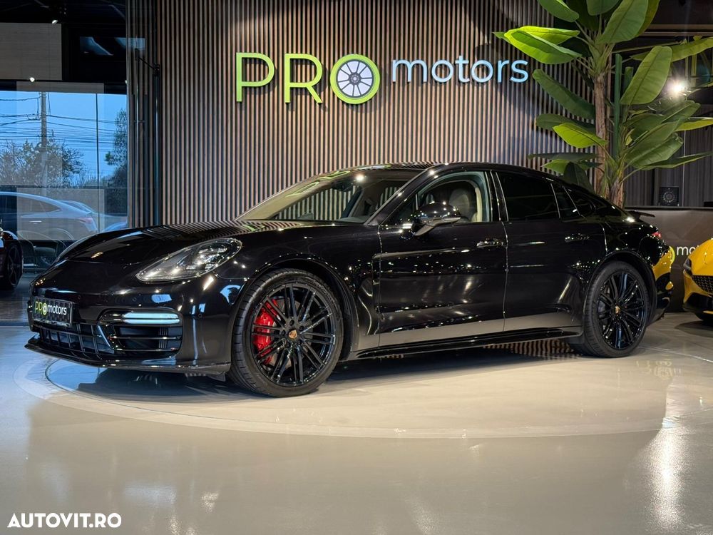 Porsche Panamera - 5