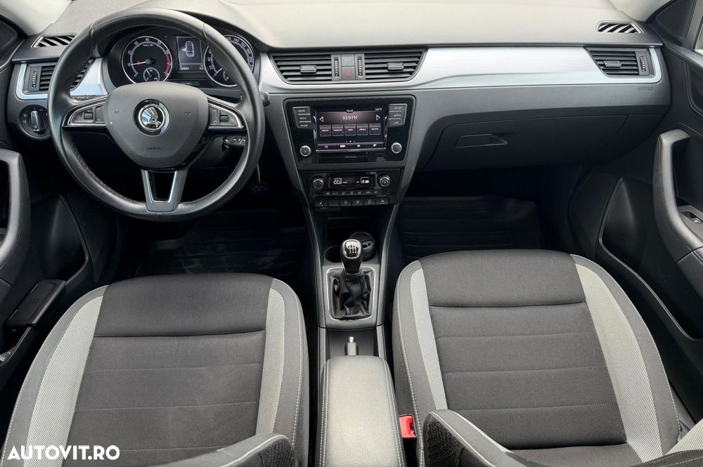 Skoda RAPID 1.0 TSI Style - 17