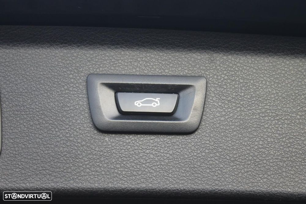 BMW 216 Active Tourer d Advantage Auto - 40