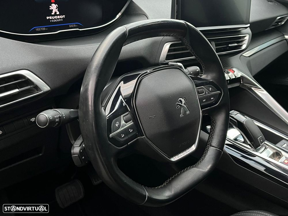 Peugeot 3008 1.5 BlueHDi Allure EAT8 - 17