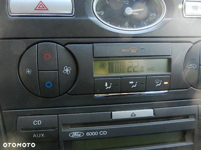 Ford Mondeo 1.8 Trend X - 31
