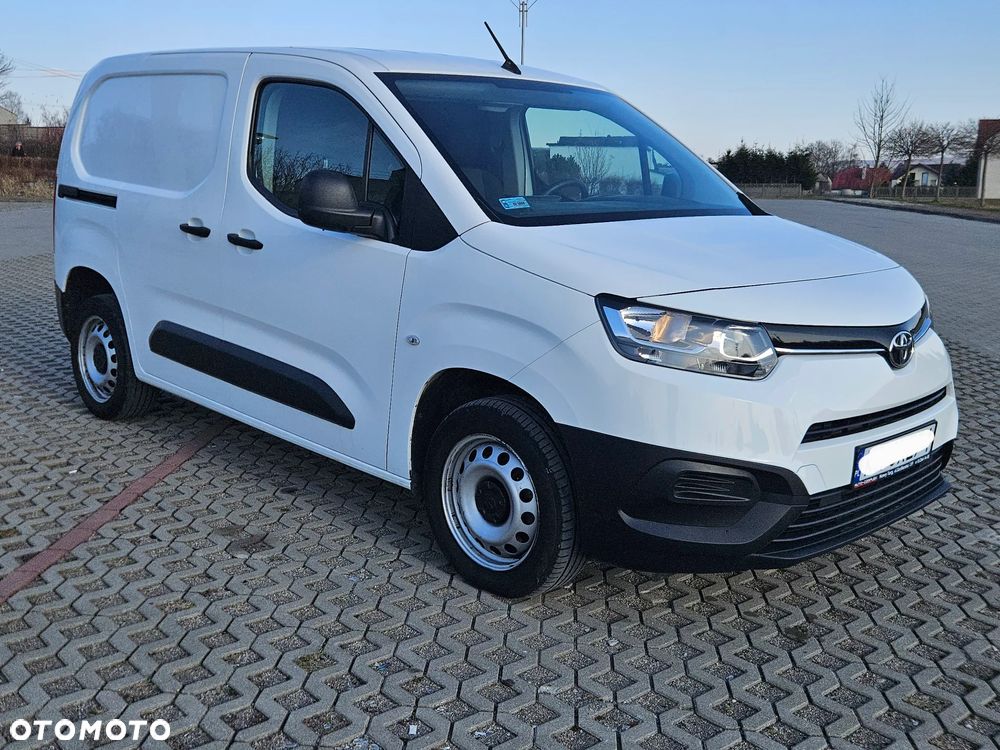 Toyota Proace City,  Salon Polska, 3 osobowy. - 3