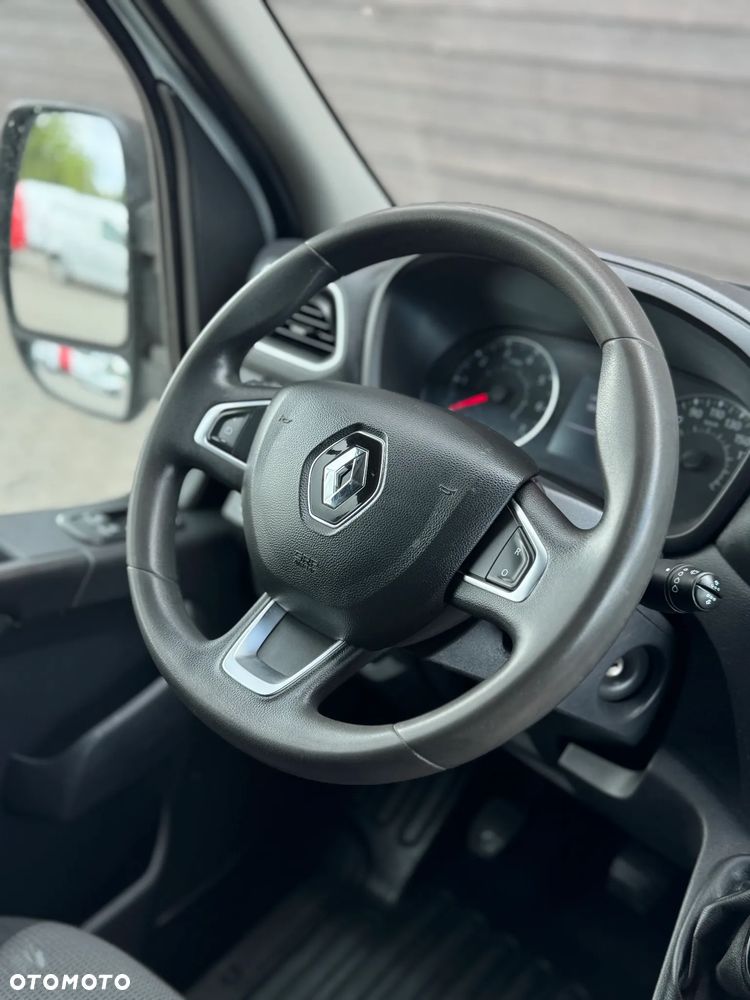 Renault Master - 22