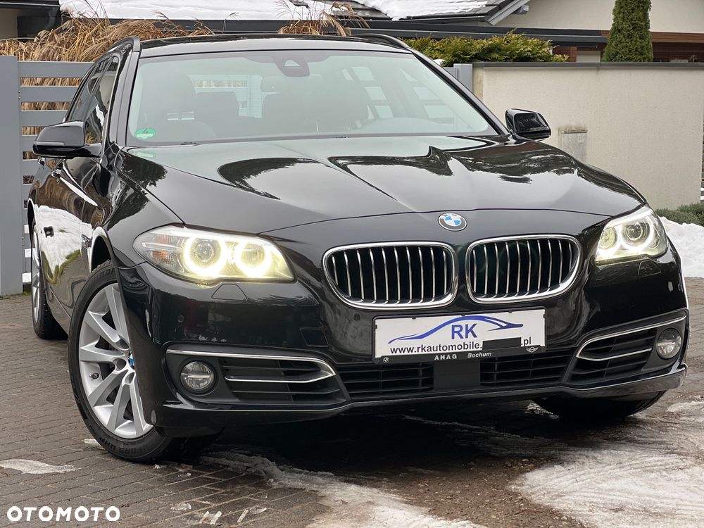 BMW Seria 5 525d Sport-Aut Luxury Line - 1
