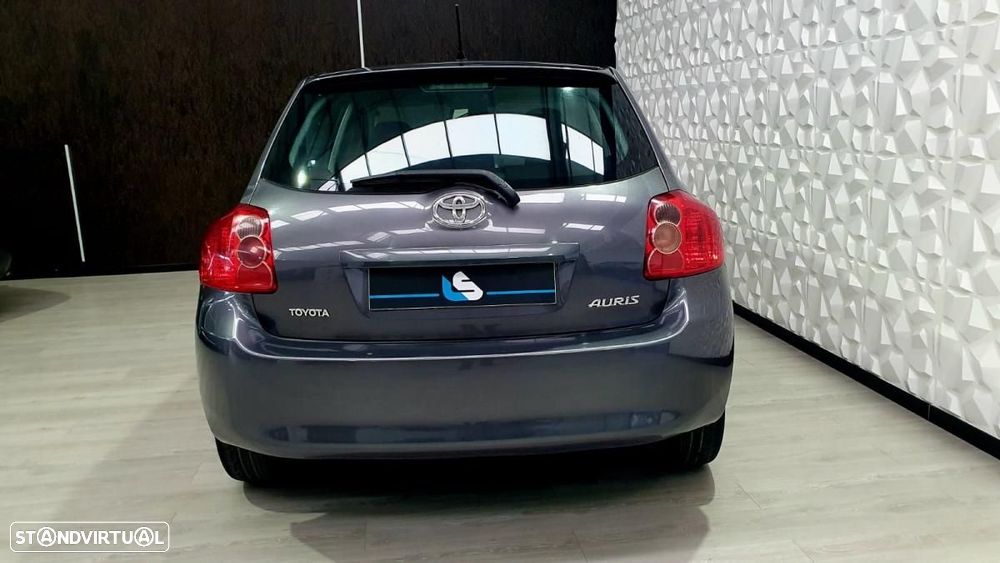 Toyota Auris 2.0 D-4D Exclusive - 7