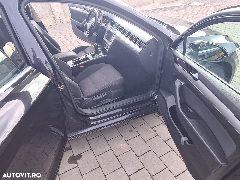 Volkswagen Passat 1.6 TDI (BlueMotion Technology) Comfortline - 25