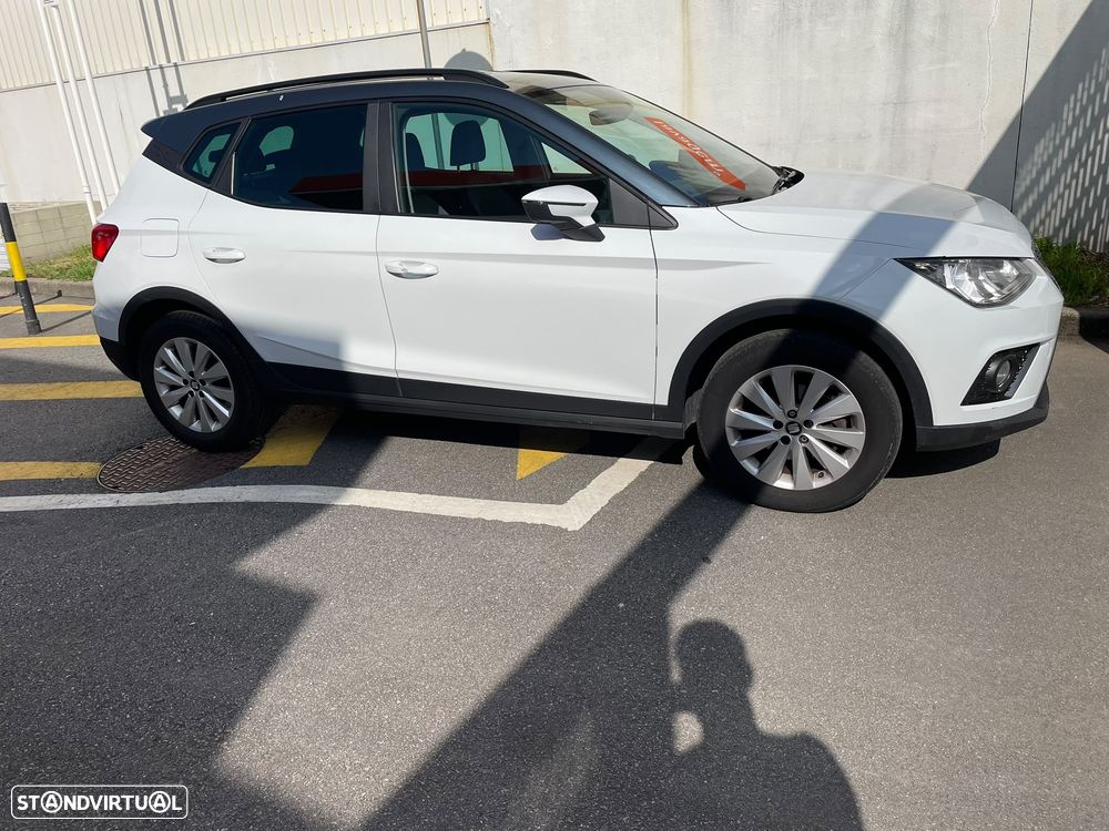 SEAT Arona - 12